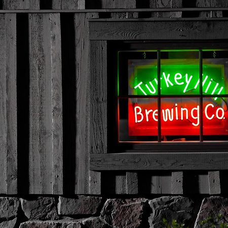 The Inn At Turkey Hill Bloomsburg Extérieur photo